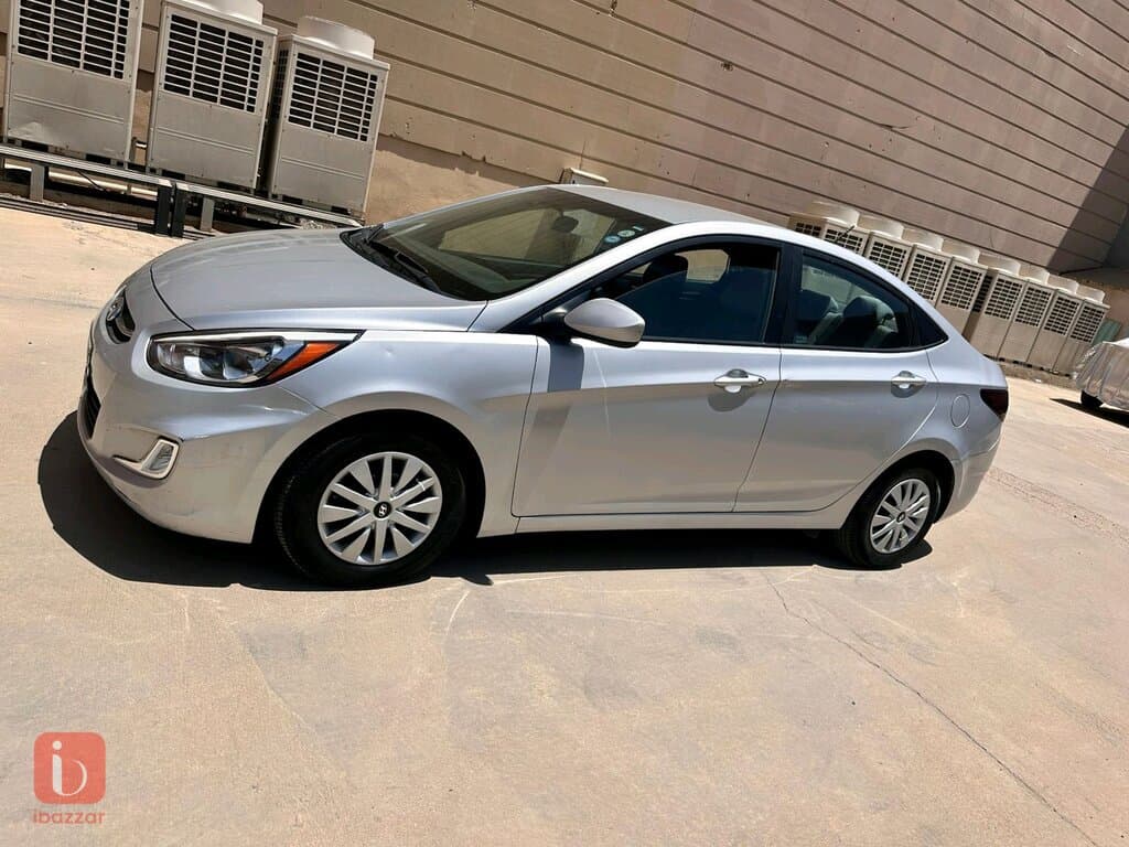 Hyundai Accent 8
