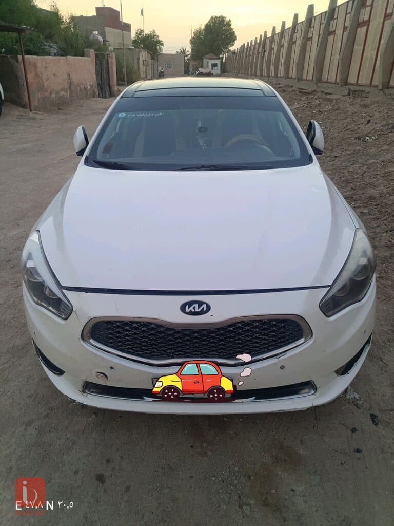 KIA Cadenza