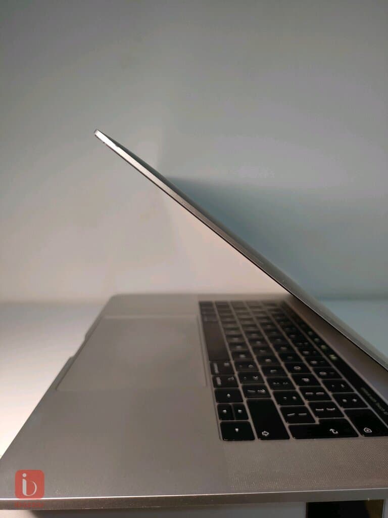 MacBook Pro 15"-2019 — photo 10