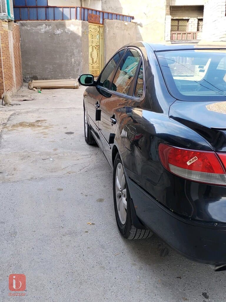 Hyundai Azera 3