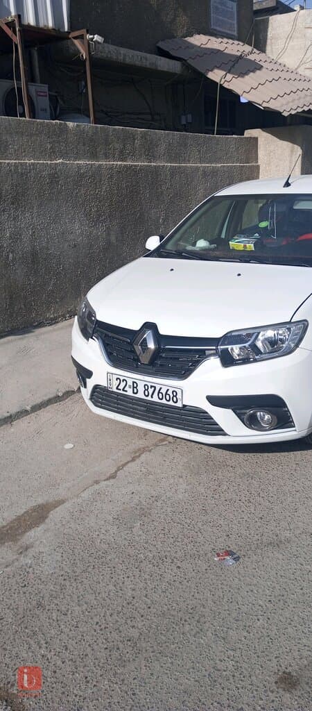 Renault Symbol SE 7