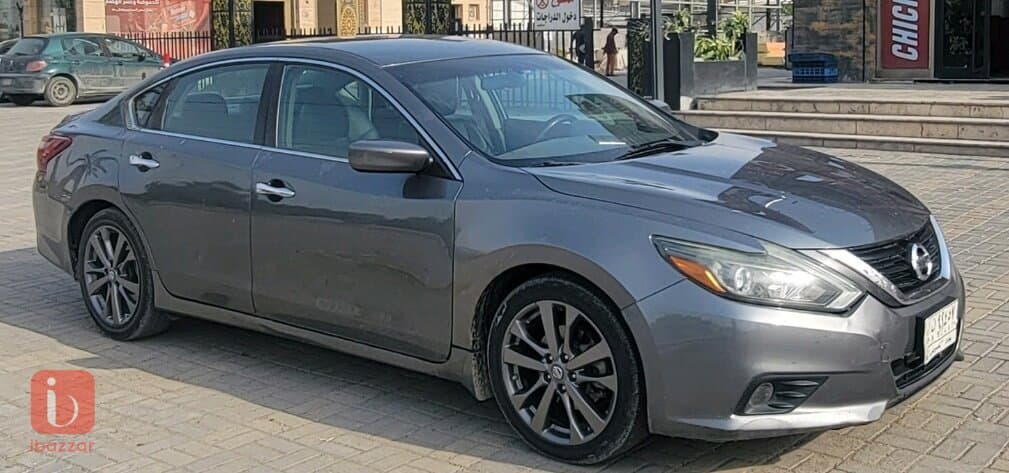 Nissan Altima SR