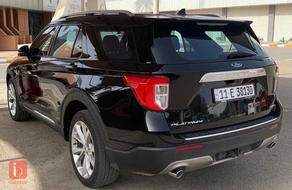 Ford Explorer Platinum 4