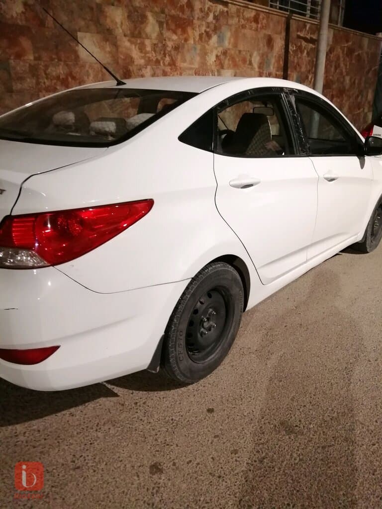 Hyundai Accent 4