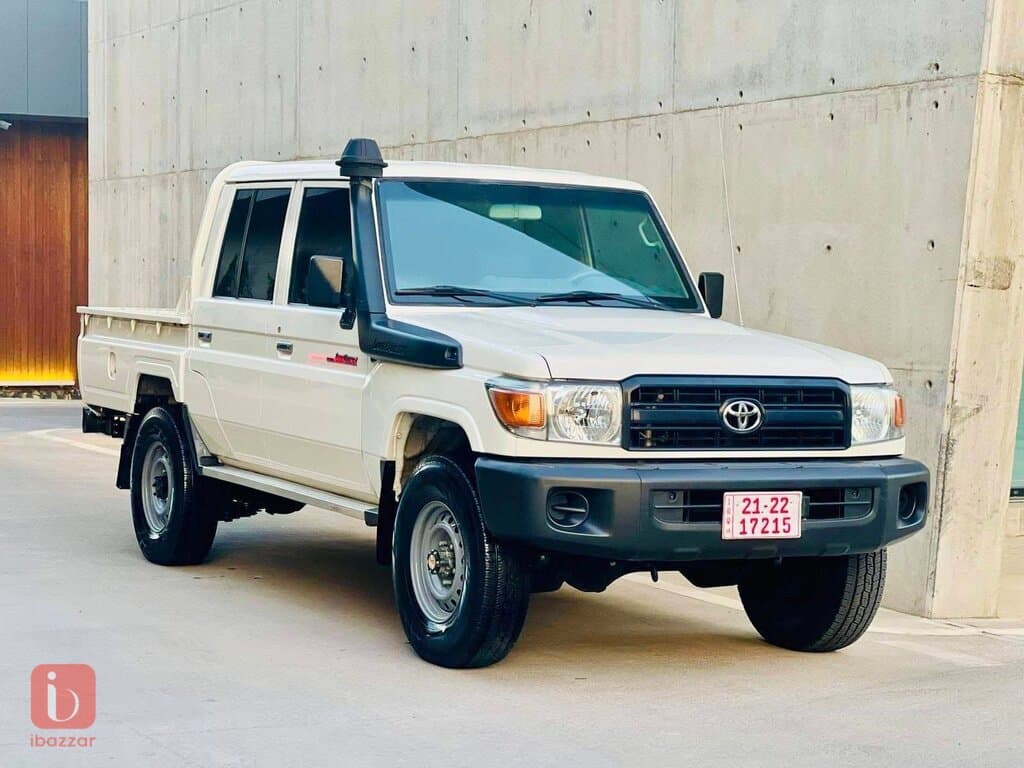 Toyota Land Cruiser Pickup Standard
