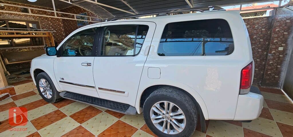 Nissan Armada LE