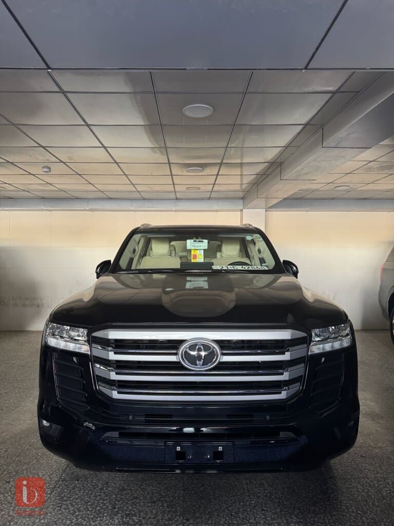 Toyota Land Cruiser GXR