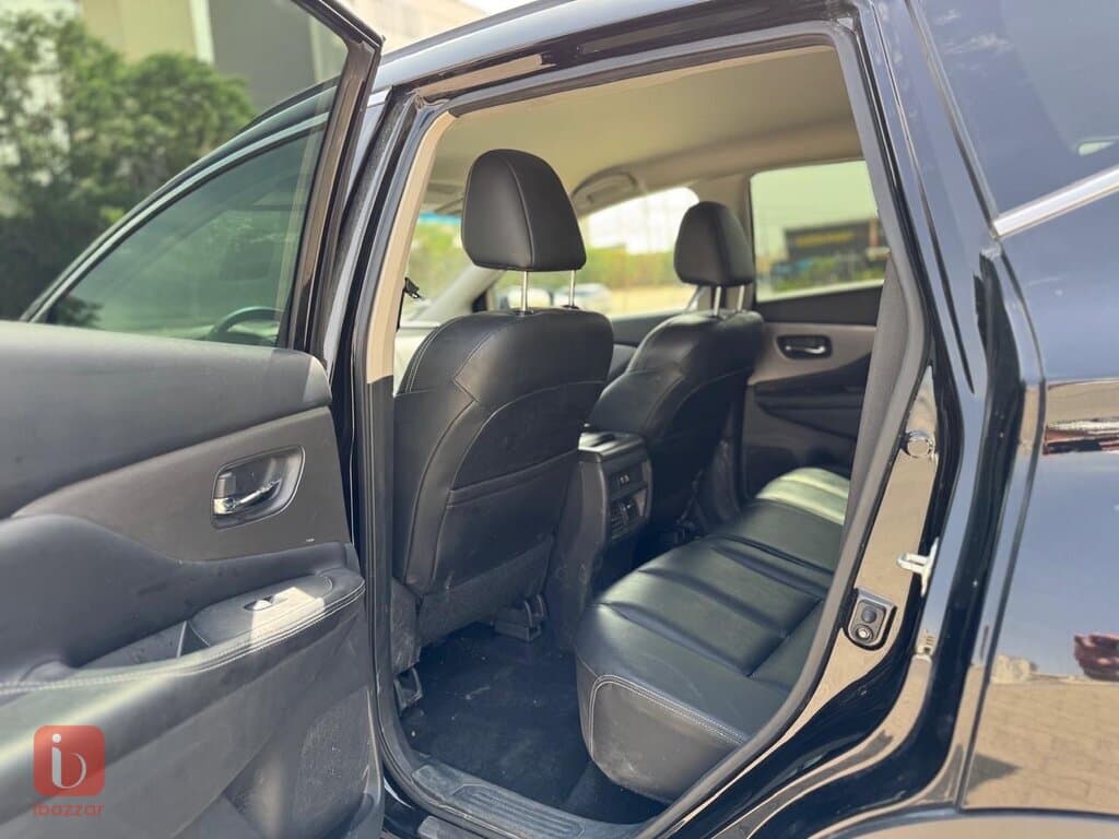 Nissan Murano SV 12