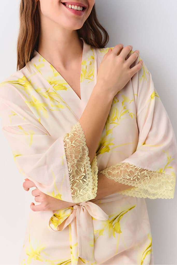 SUWEN Lucky Morning Gown - Yellow Print - XL 3