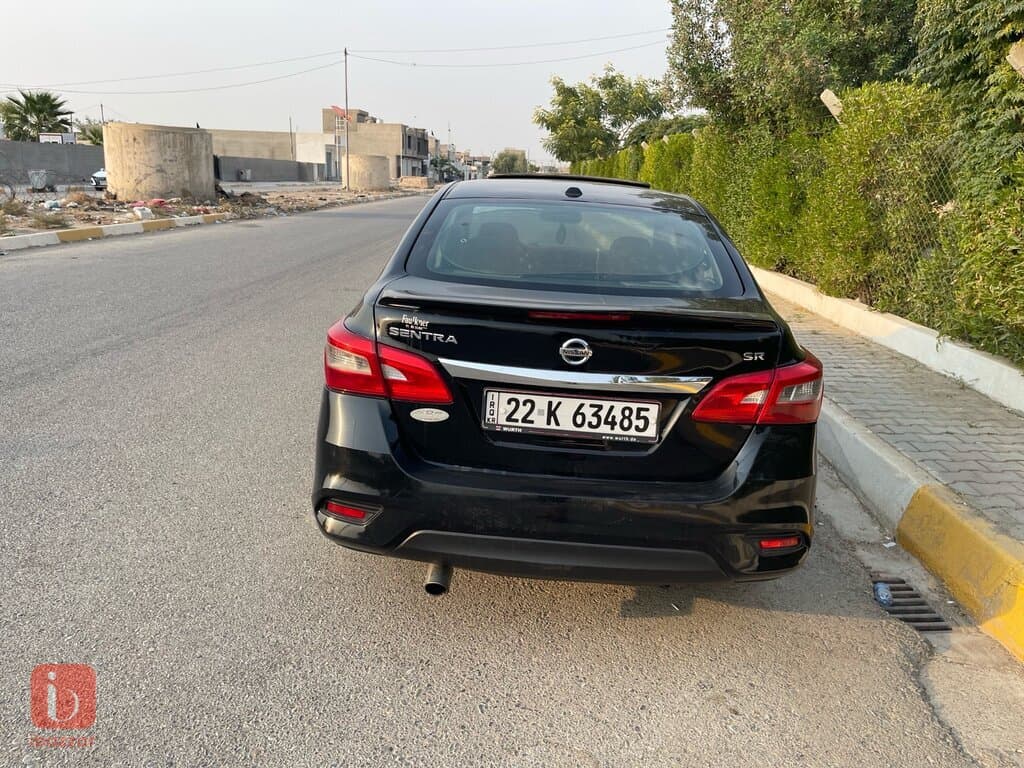 Nissan Sentra SR 5
