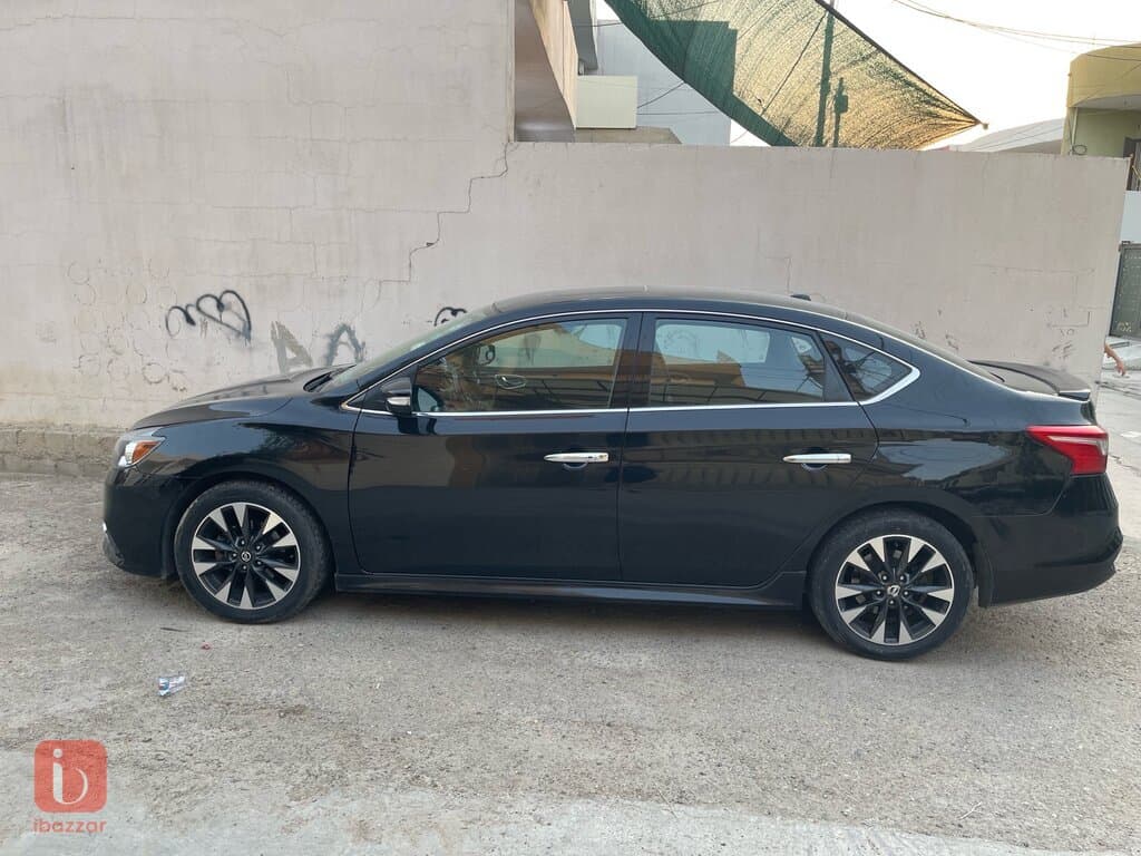 Nissan Sentra SR 8