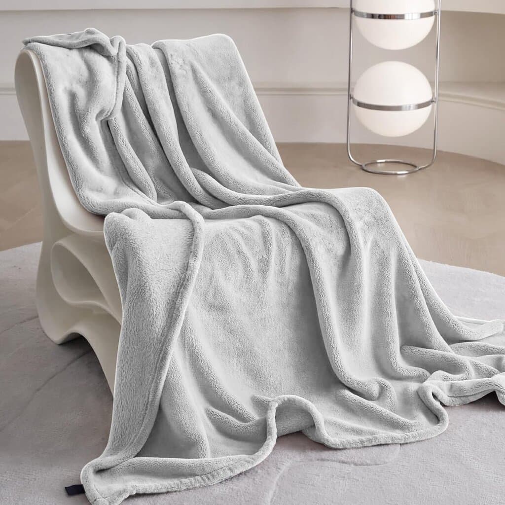 Komfortec Light Blanket - 240*220 cm - Grey 4