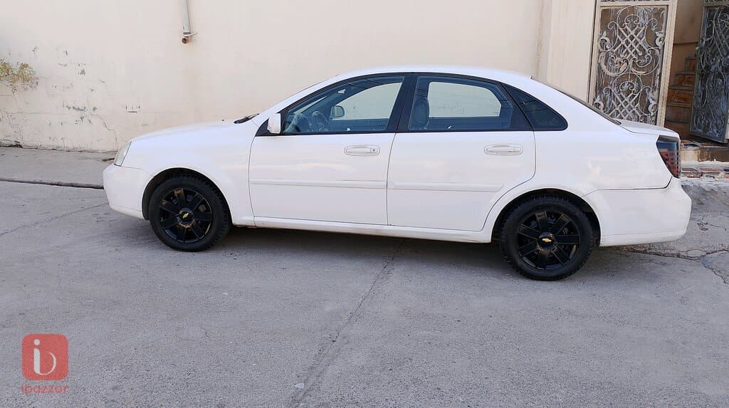 Chevorlet Optra LS 2