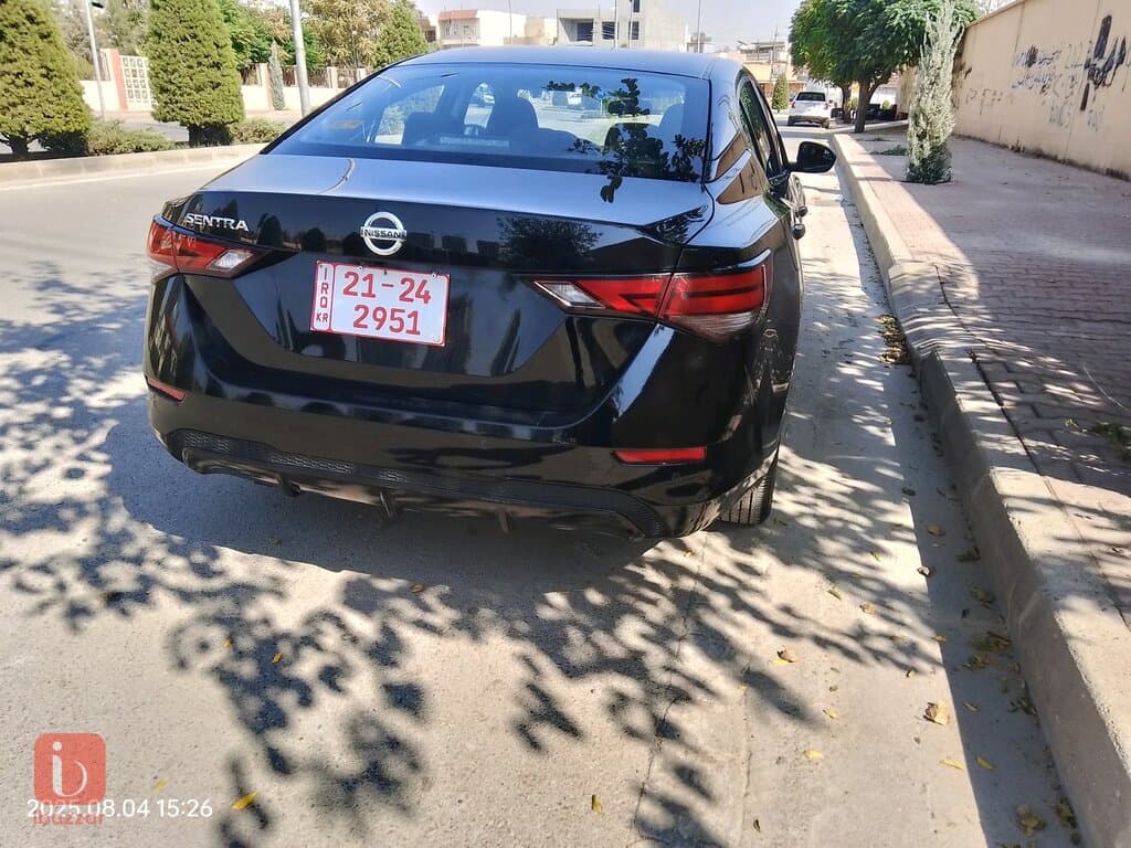 Nissan Sentra S 2