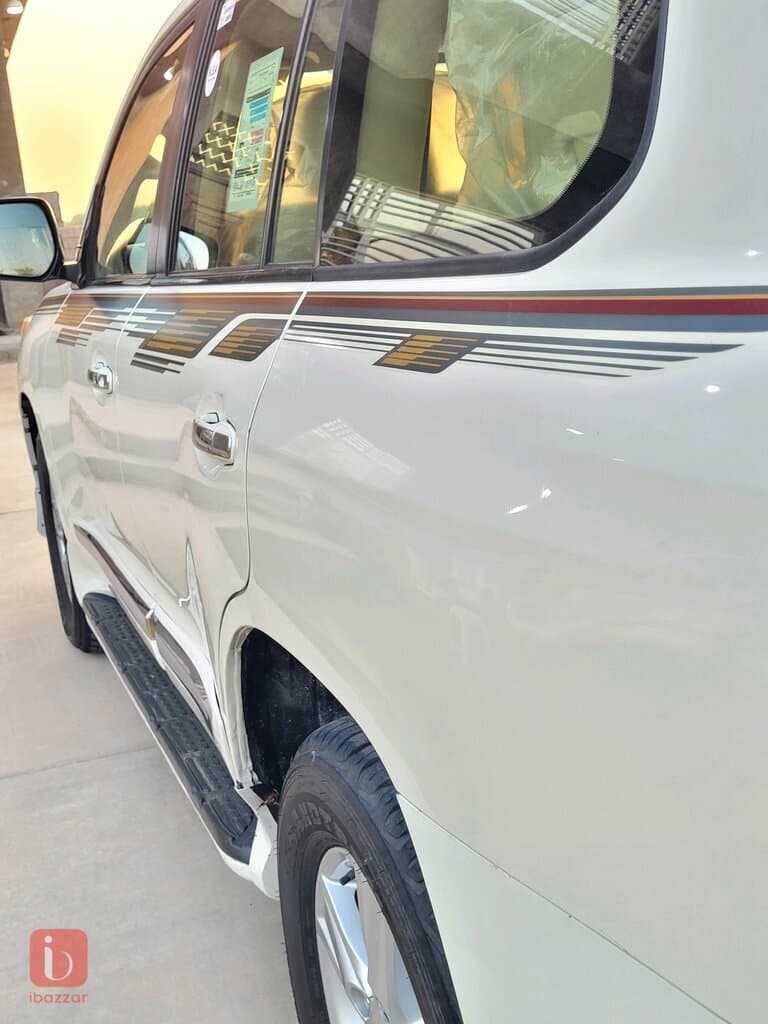 Toyota Land Cruiser GXR 8