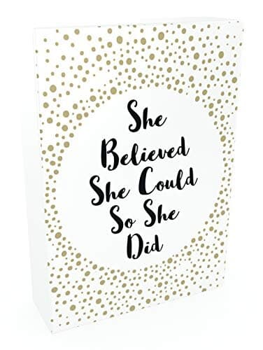 She Believed She Could So She Did: 52 Beautiful Cards of Inspiring Quotes and Empowering Affirmations