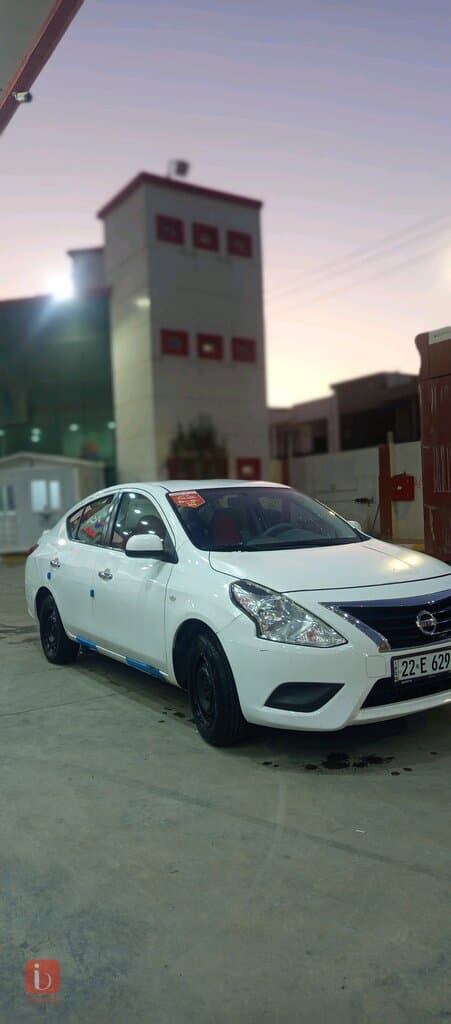 Nissan Sunny 3
