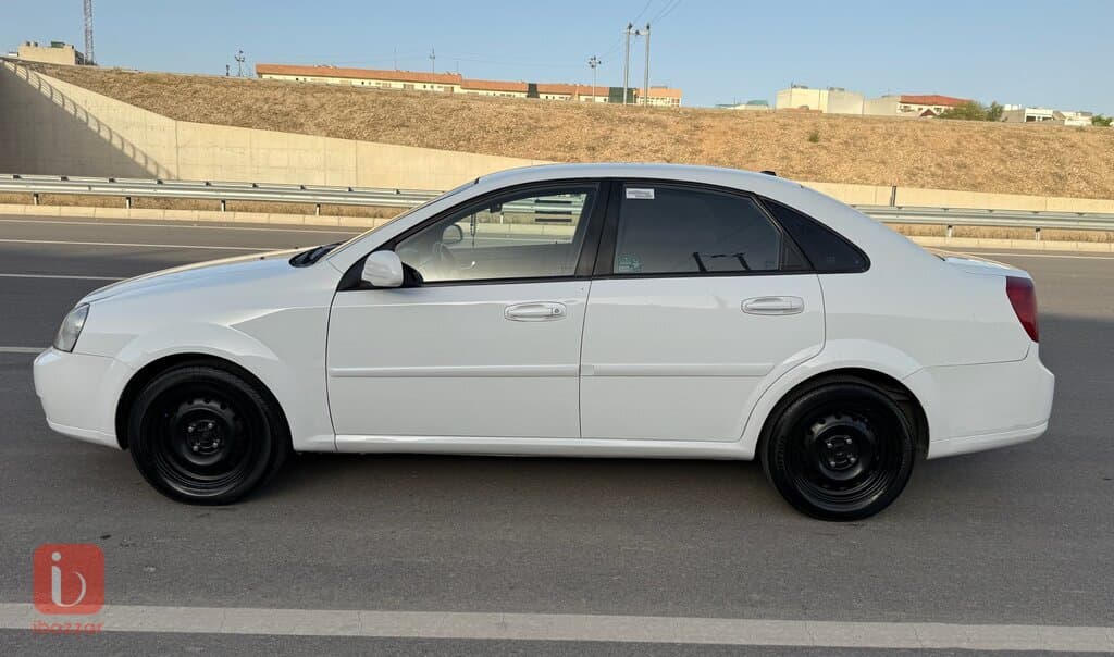 Chevorlet Optra LS 3