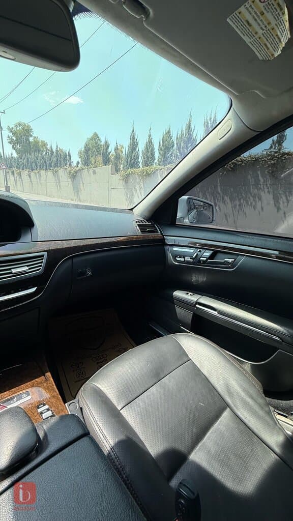 Mercedes-Benz S-Class S 350 11