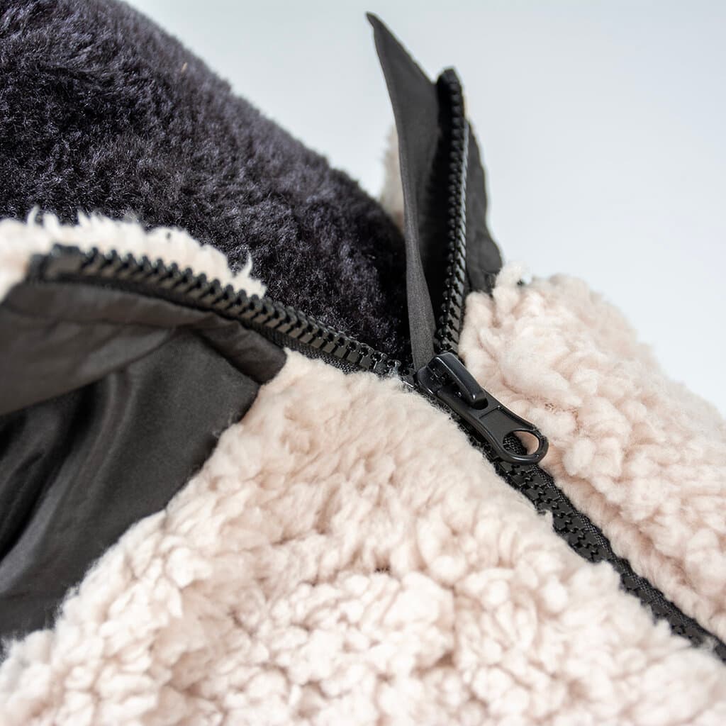 Dog jacket sheep skin black/white - XS 3