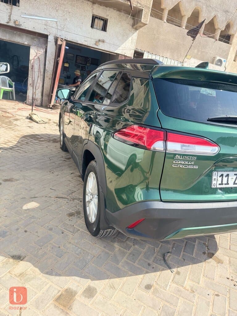 Toyota Corolla Cross GLI 3