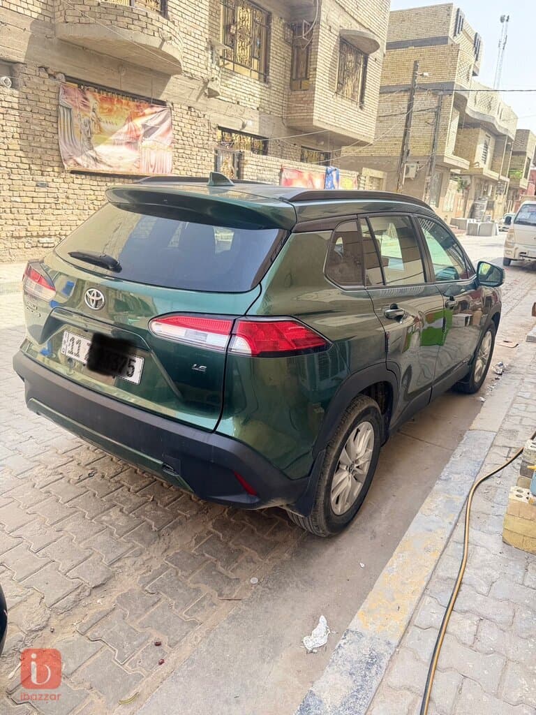 Toyota Corolla Cross GLI 8
