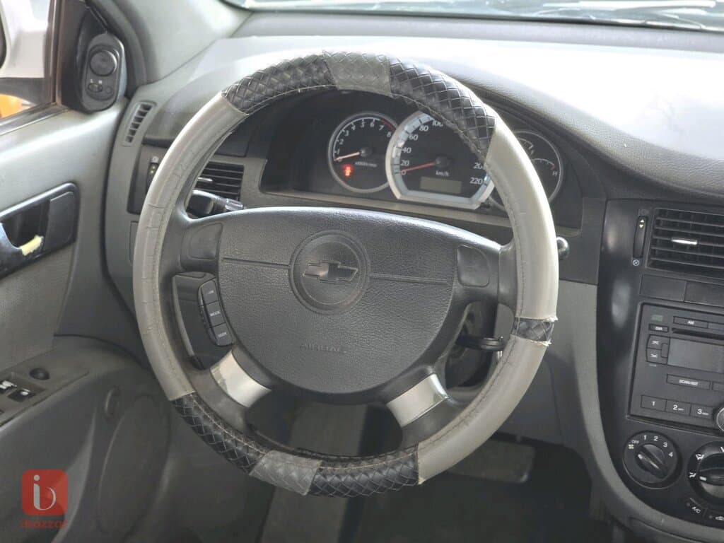 Chevorlet Optra LS 8