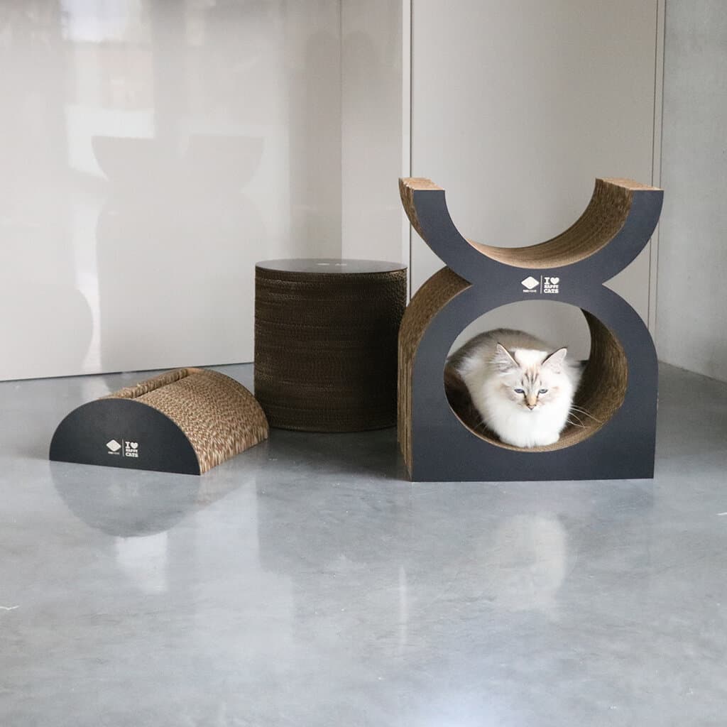 Faye - cardboard scratcher playground brown/black 46cm 3