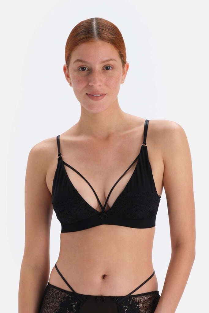 Dagi Black Lace Bralette with Plunging Neckline