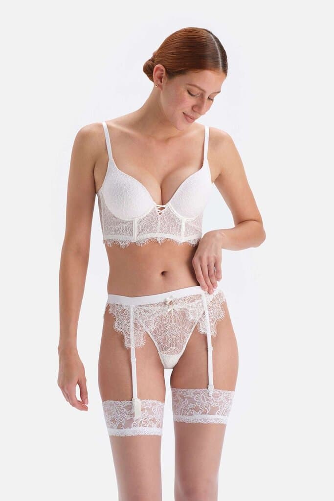 Dagi White Padded Underwired Lace Bralette 11
