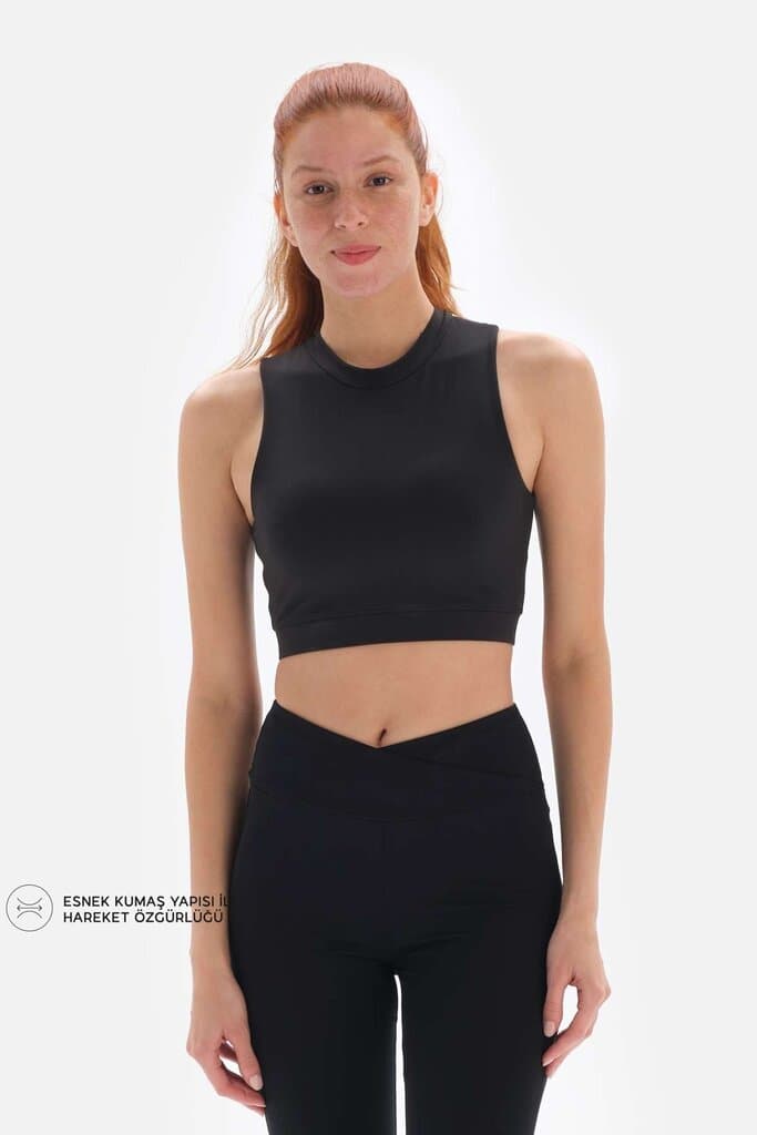 Black Dagi Active Back Window Sports Bra