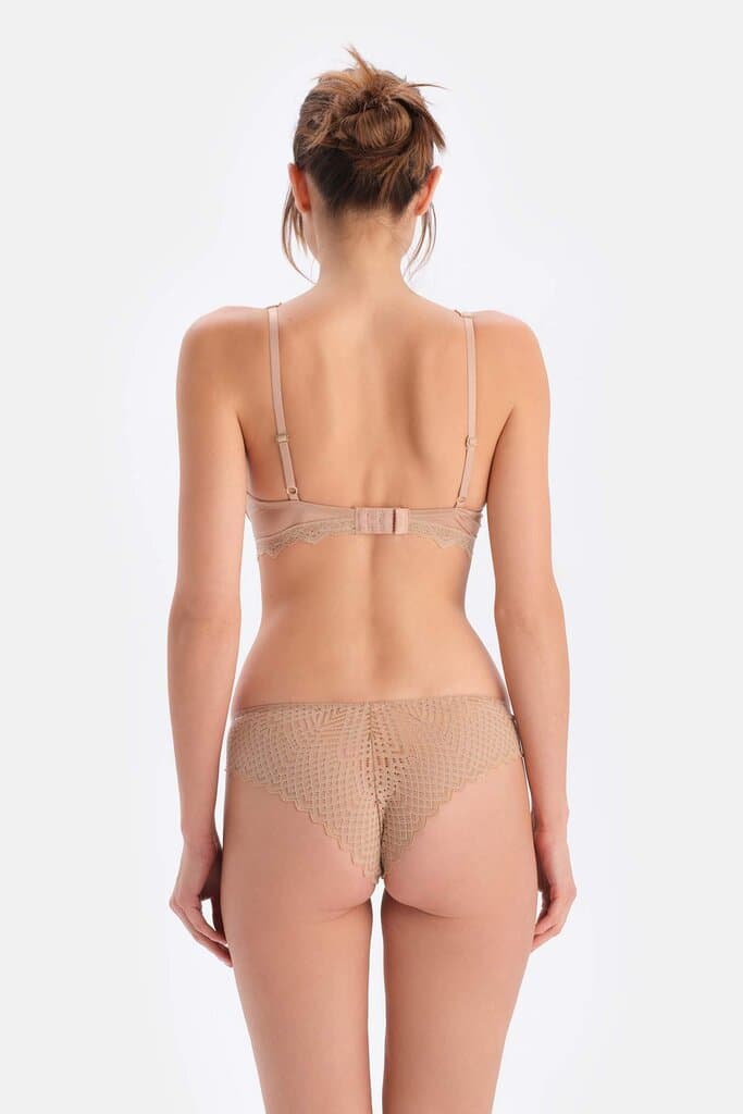 Dagi Premium Basic Padded Bra with Dark Skin Lace Detail 3