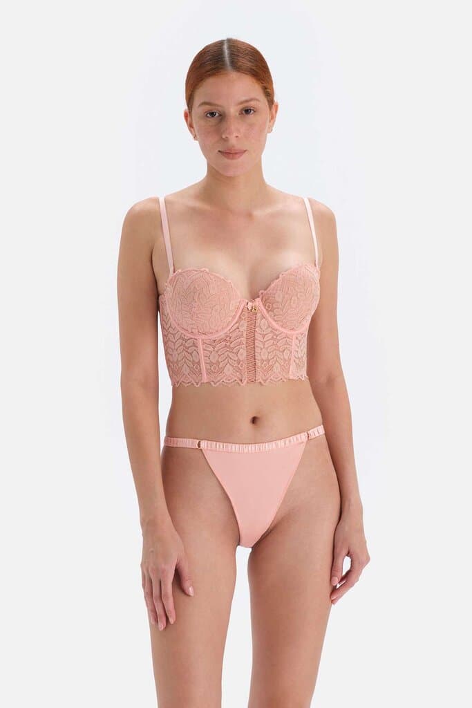 Dagi Lace Bralette with Salmon-Colored Fishnet and Biye Detail 6