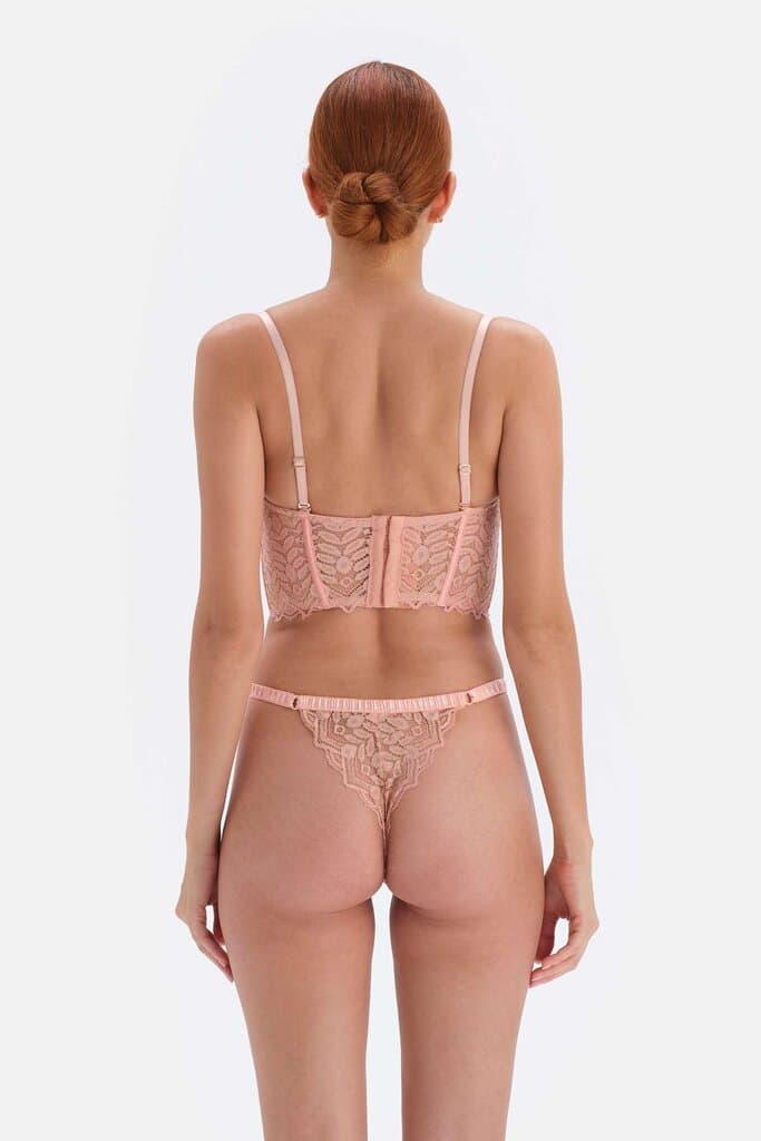 Dagi Lace Bralette with Salmon-Colored Fishnet and Biye Detail 2