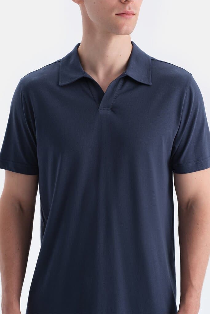 Dagi Navy Blue Polo Collar Shirt and Shorts Set with Understated Pattern 5