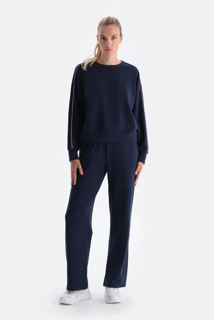Dagi Navy Blue Women's Modal Tracksuit Bottoms with Single Stripe Detail 4