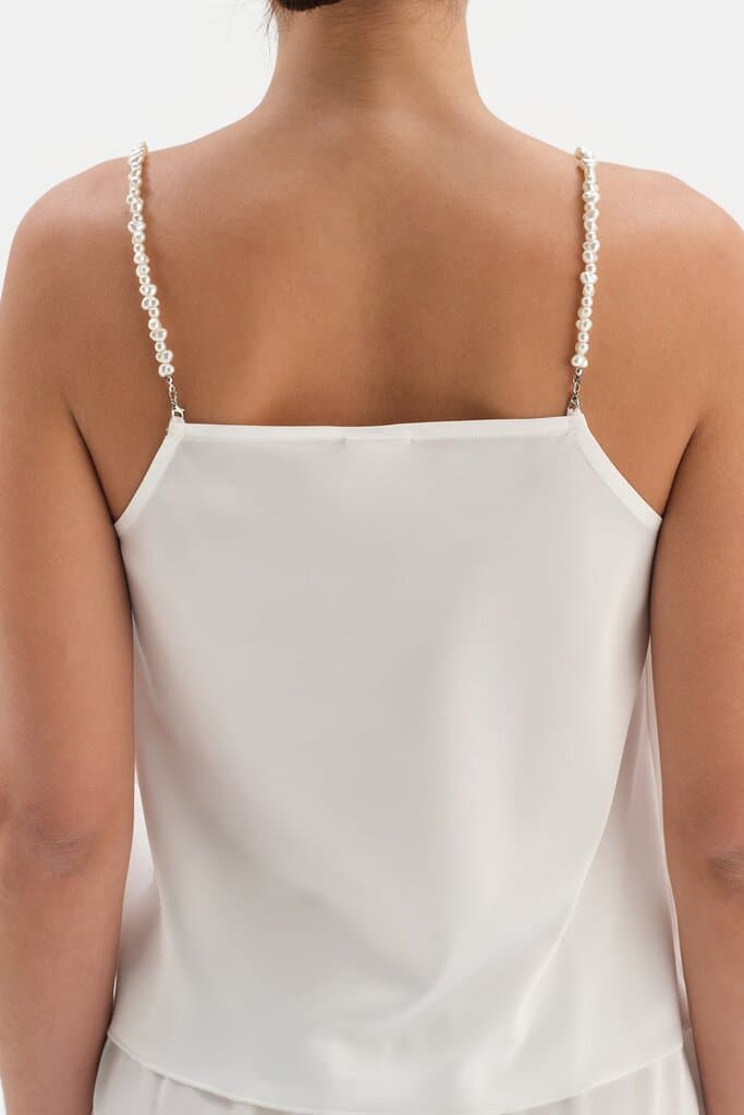 Dagi White Pearl Satin Shorts Pyjama Set with Straps 7
