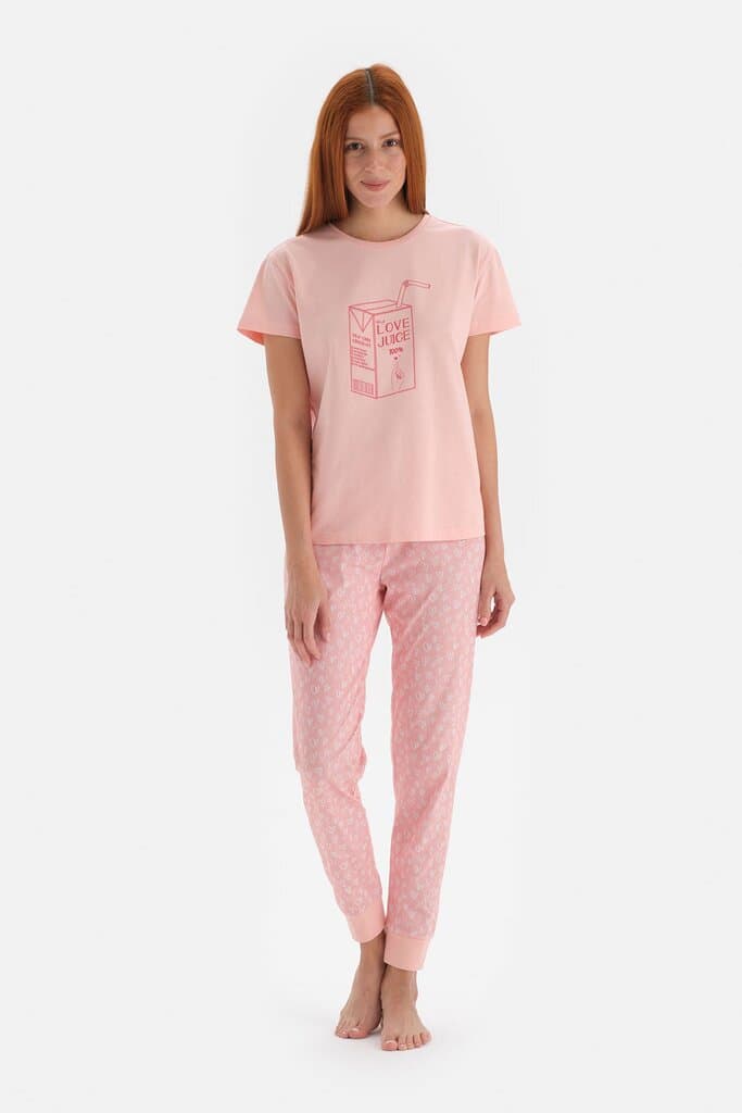 Dagi Salmon Short-Sleeve Jogger Pajama Set