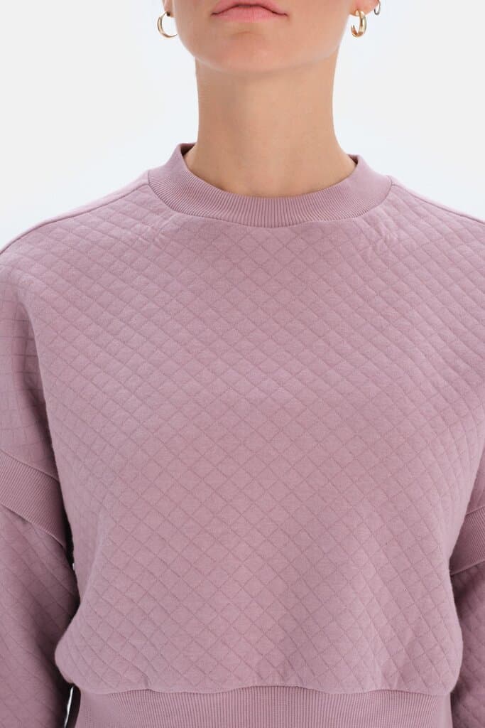 Lila Dagi Active Quilted Crop Sweatshirt 3