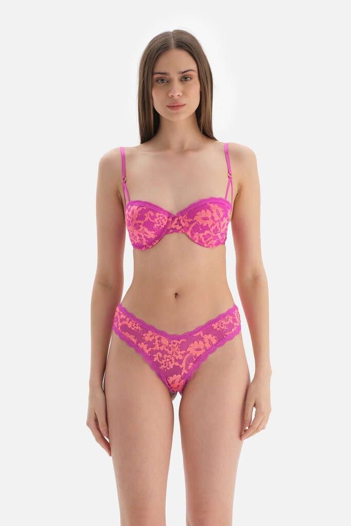 Dagi Pink Lace Detail Thong 4