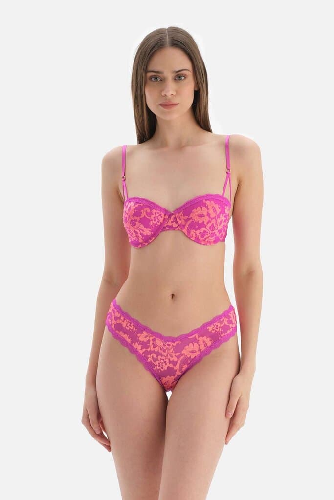 Dagi Pink Lace Detail Thong 8