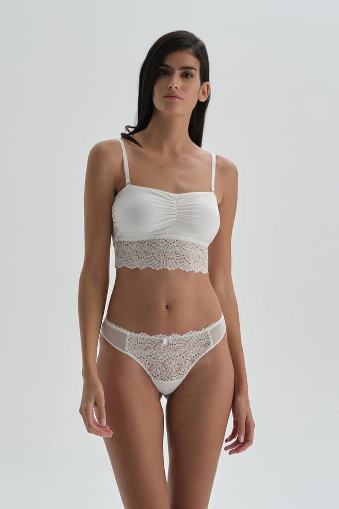 Dagi Ecru Lace Detail Thong 5