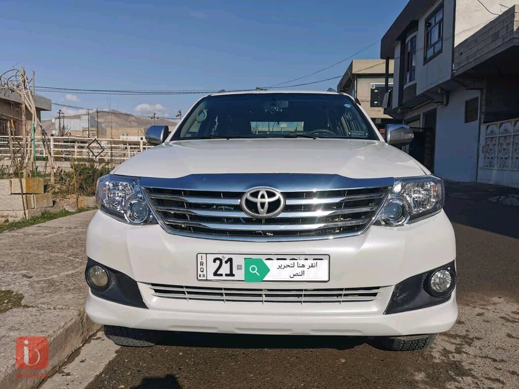 Toyota Fortuner SR5