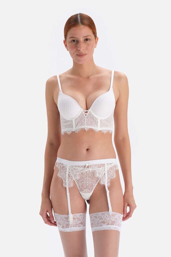 Dagi White Bride Garter with Lace Detail 11