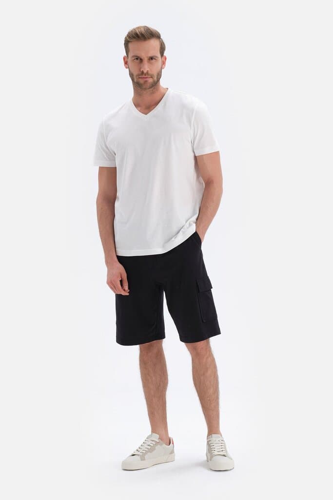Dagi Black Cargo Pocket Shorts
