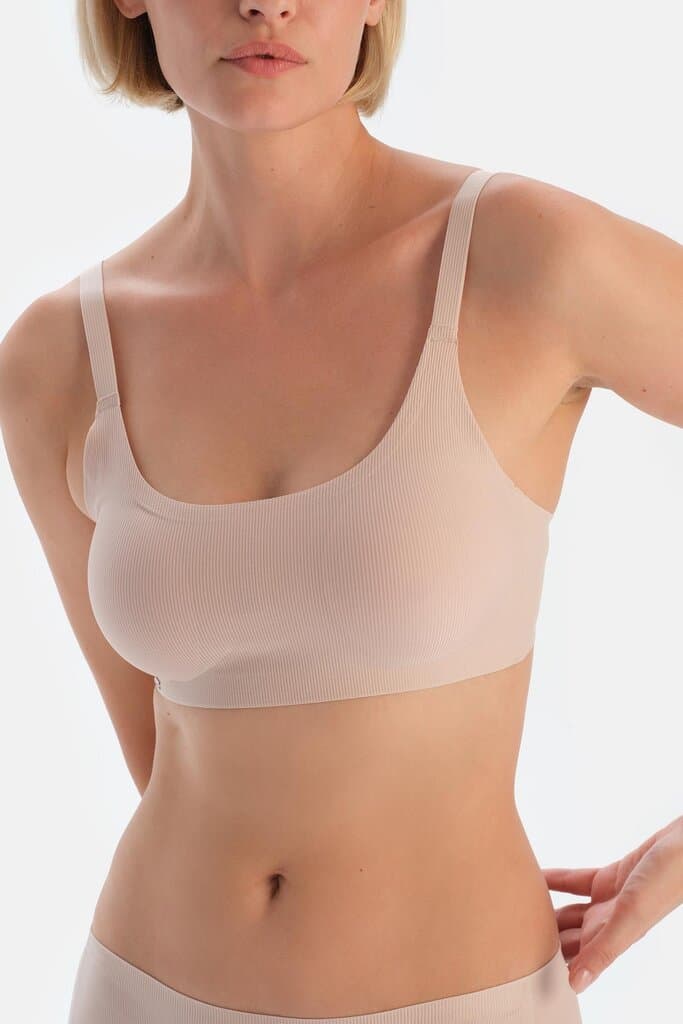 Dagi Linora Seamless Shaping Bra 5