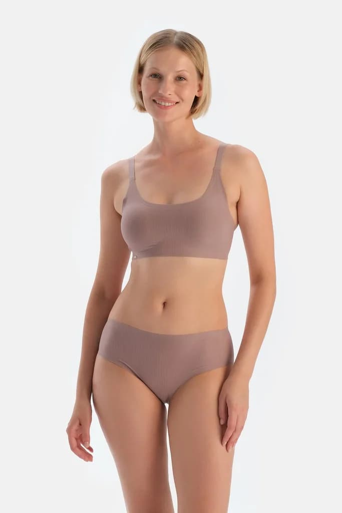 Dagi Linora Seamless Shaping Bra 4