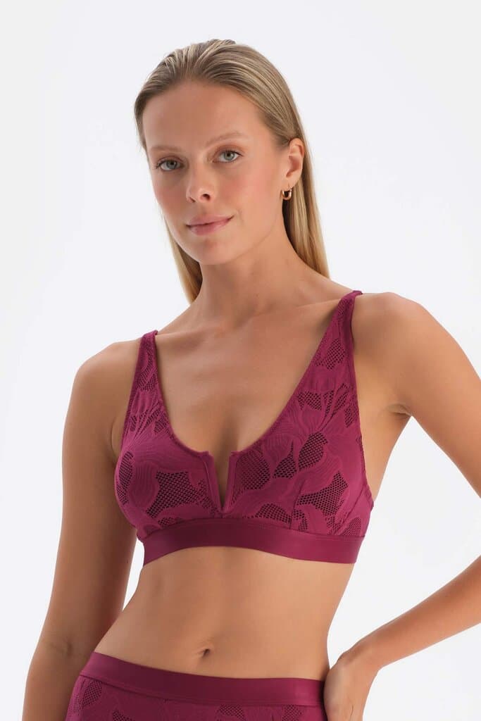 Dagi Burgundy V-Neck Lace Bralette