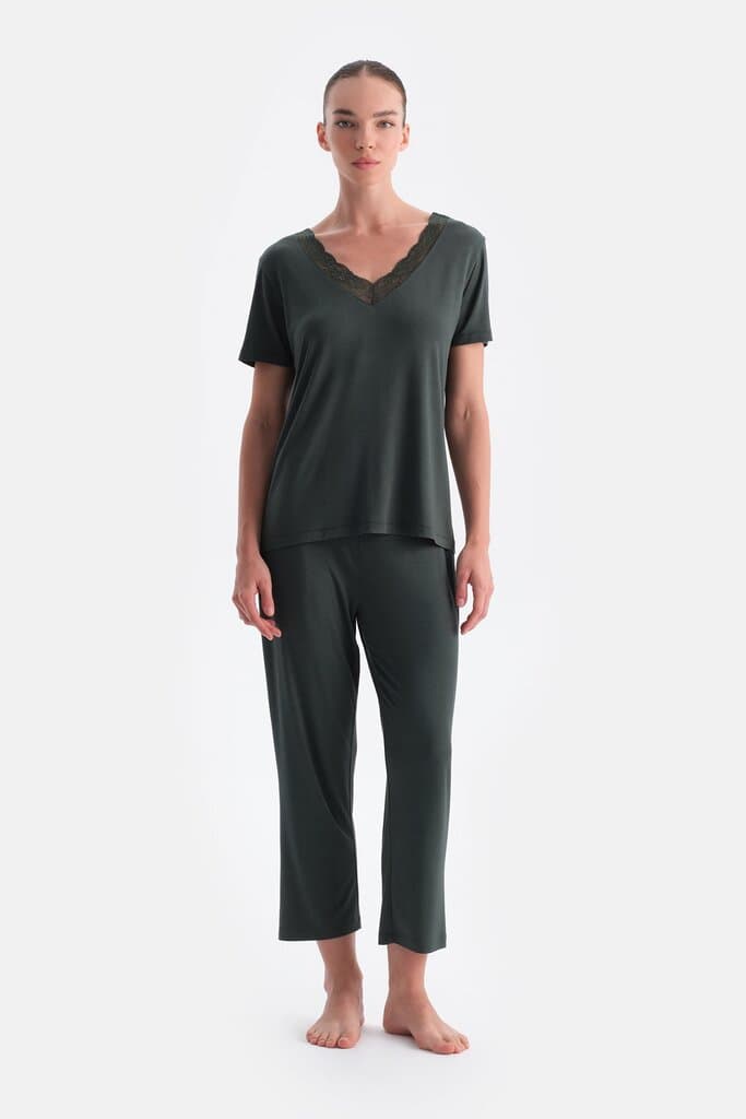 Dagi Dark Green V-Neck Lace Detail T-Shirt and Pants Set