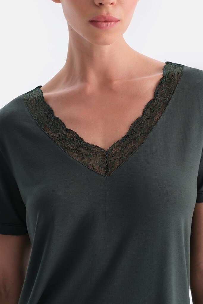 Dagi Dark Green V-Neck Lace Detail T-Shirt and Pants Set 4